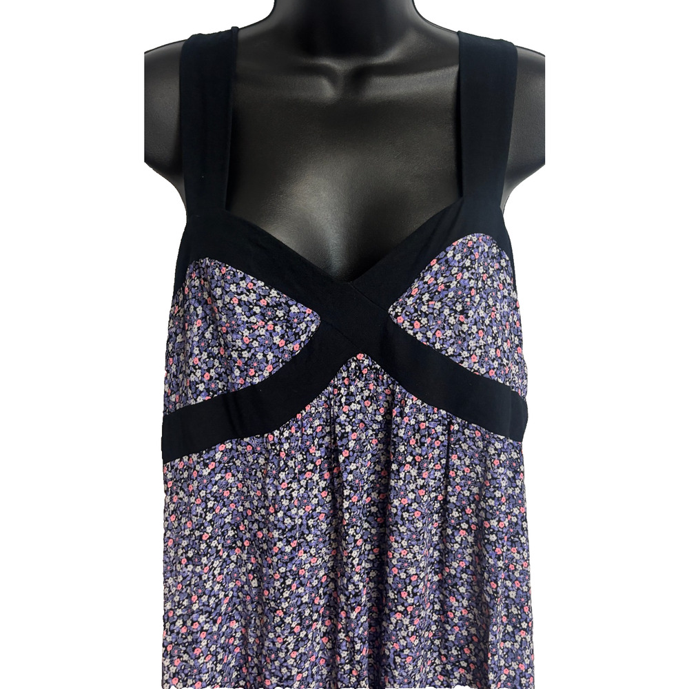 Cinnamon Cami Dress Size 6 Women Purple Ditsy Floral Rayon Smocked Sundress View 2